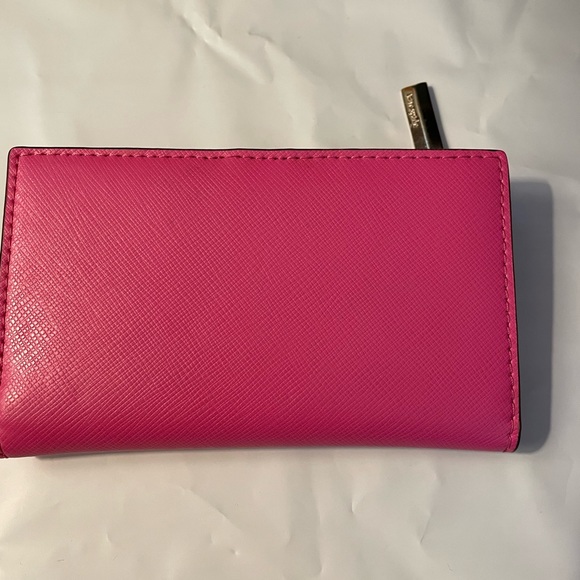 KATE SPADE Bright Pink 6 Gusset + 3 pockets + ID Holder Wallet w Gold Hardware. - Picture 5 of 11
